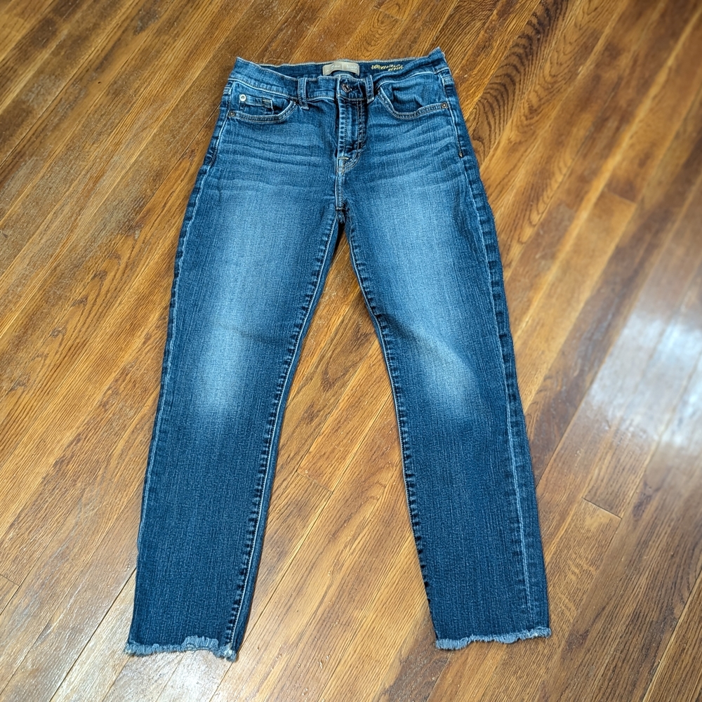 7 For All Mankind Medium Blue Cropped Jeans Raw Hem Size 28
